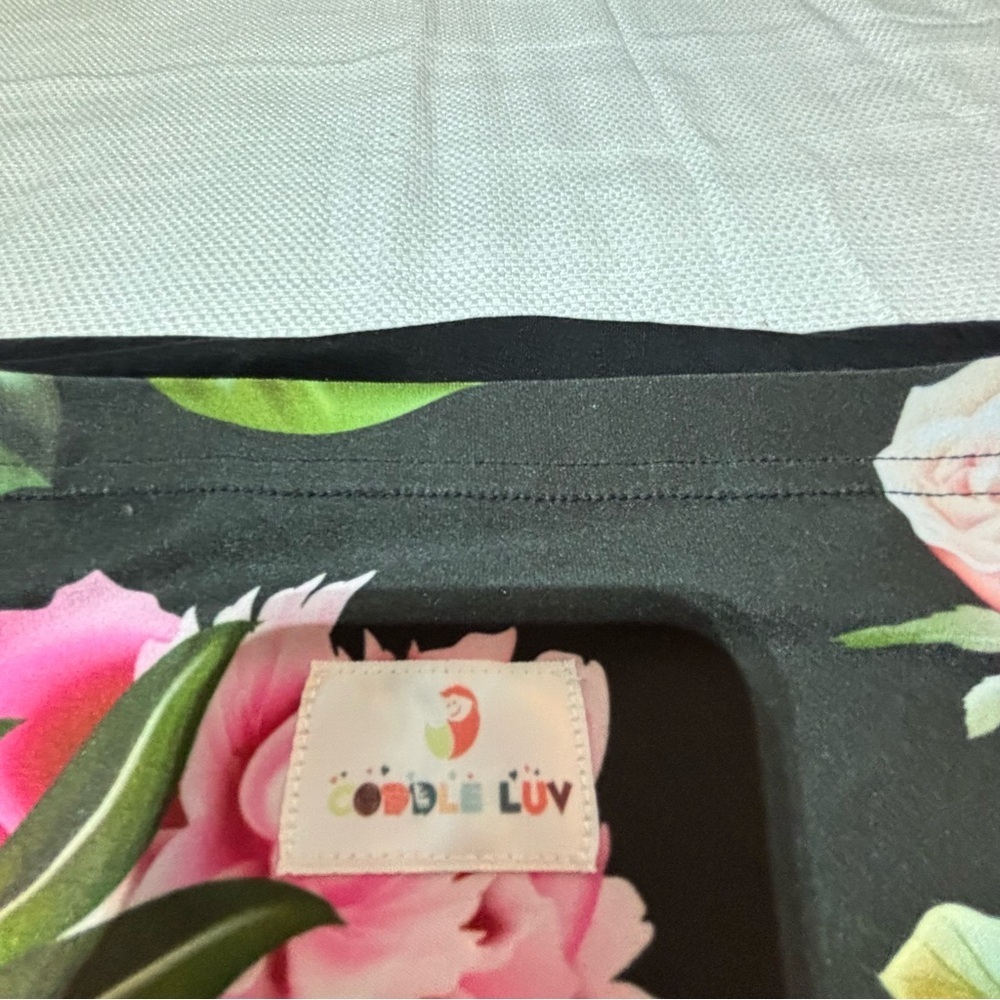 Coddle Luv Reversible All-In-One Infsnt cover - Picture 5 of 9
